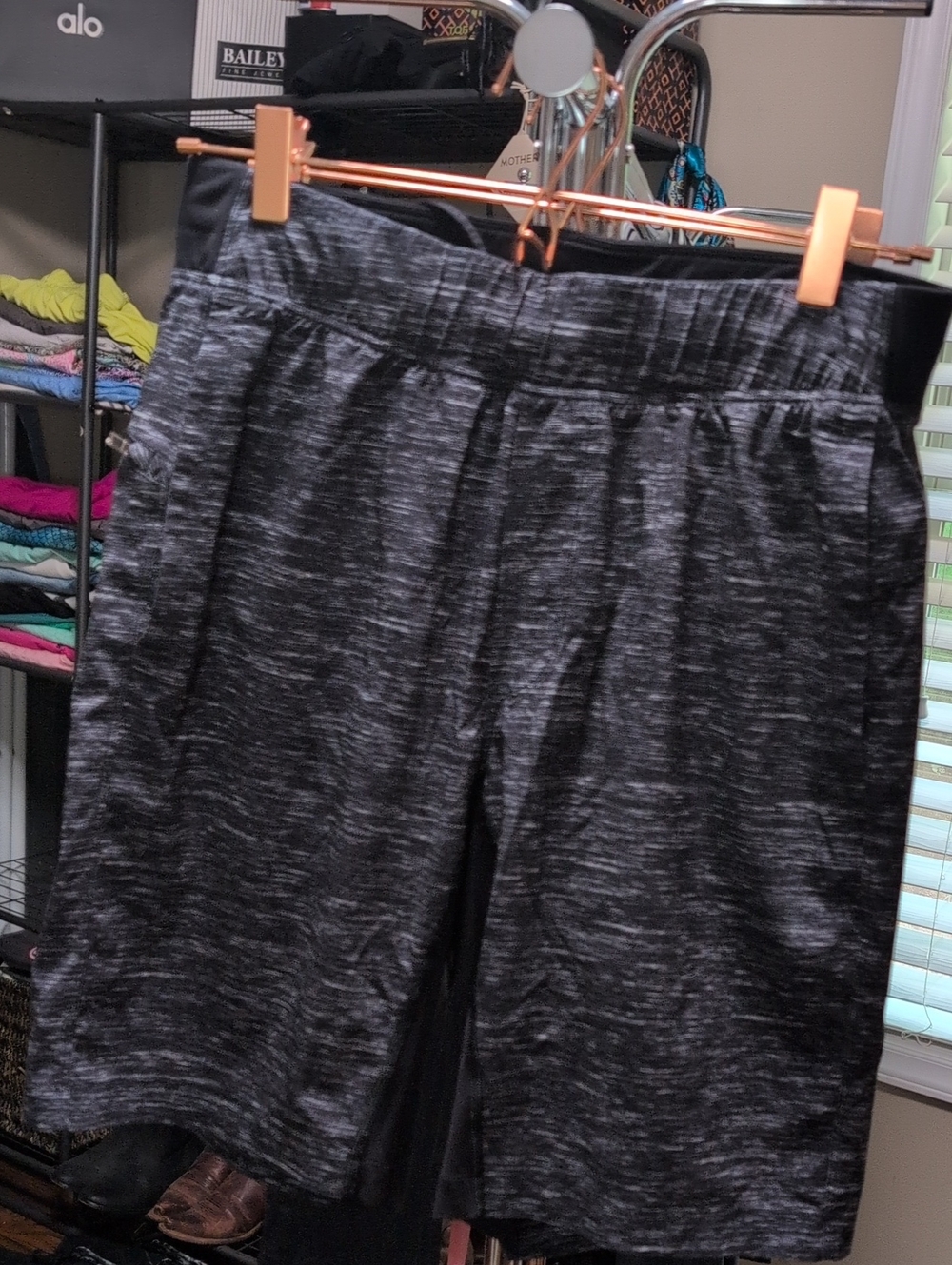 Lululemon Like New Men's Athletic Shorts